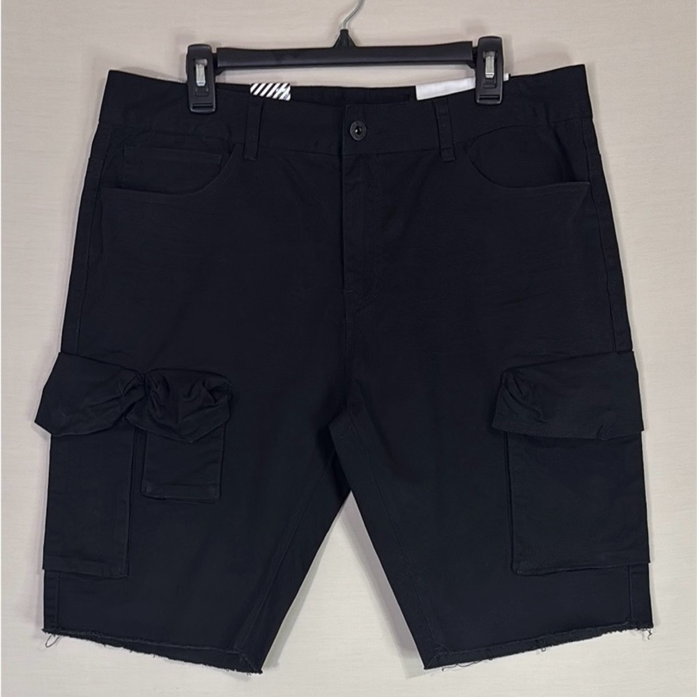 Smoke Rise Black Cargo Shorts Raw Hem Utility Streetwear NWT Size 36